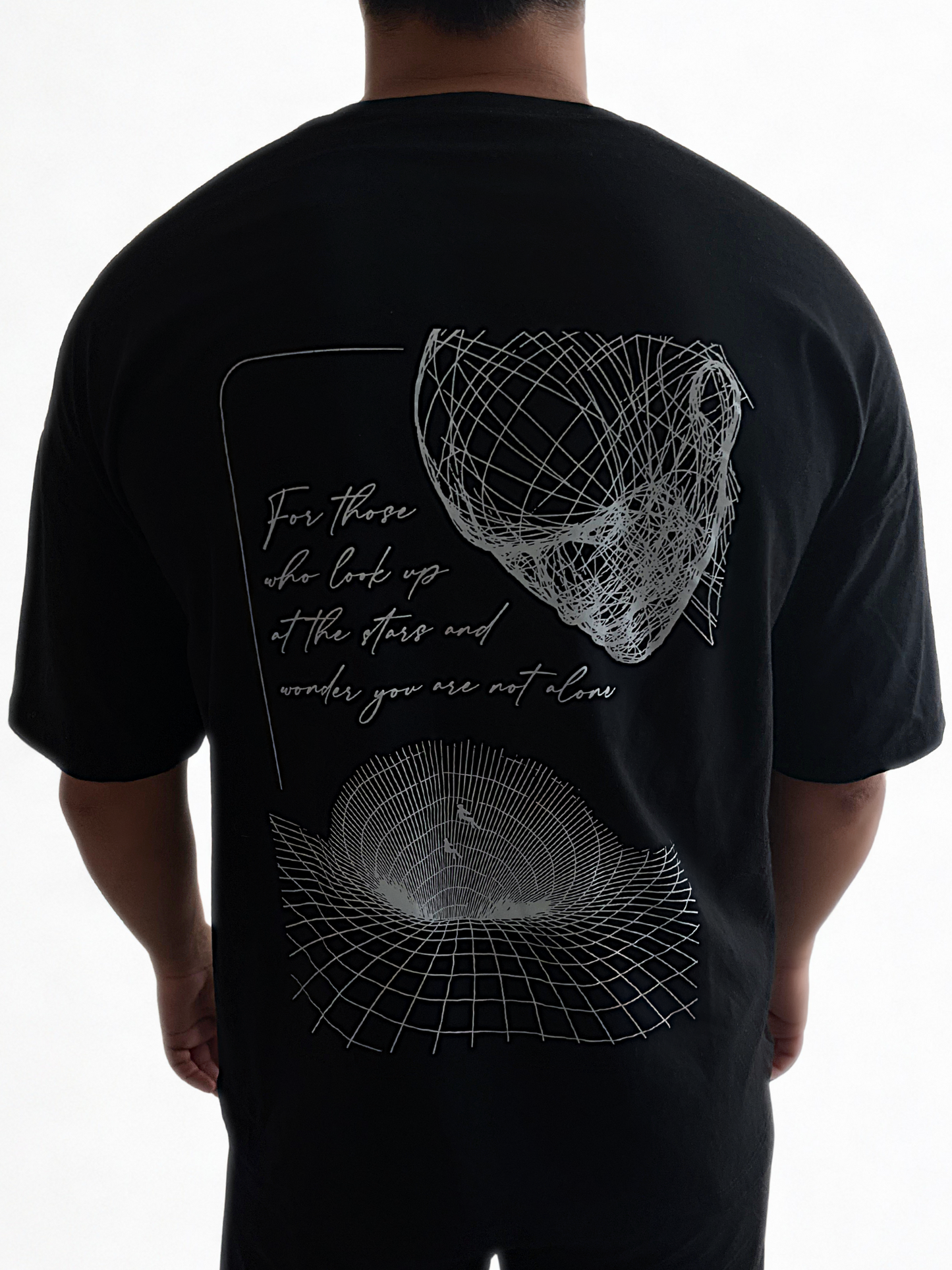 Not Alone Oversize Siyah T-Shirt