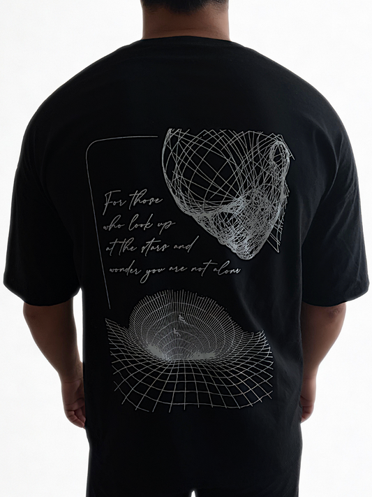 Not Alone Oversize Siyah T-Shirt